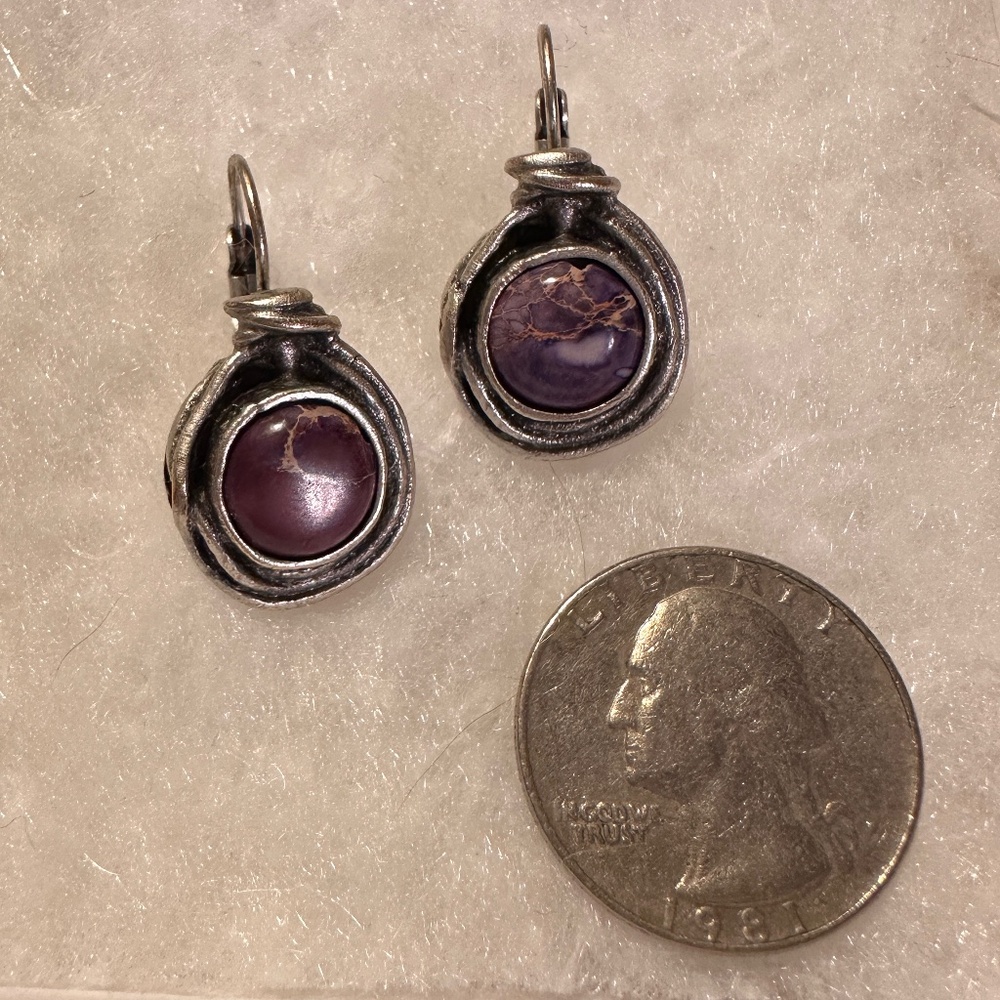 Purple silver tone lever back earrings - Picture 2 of 4